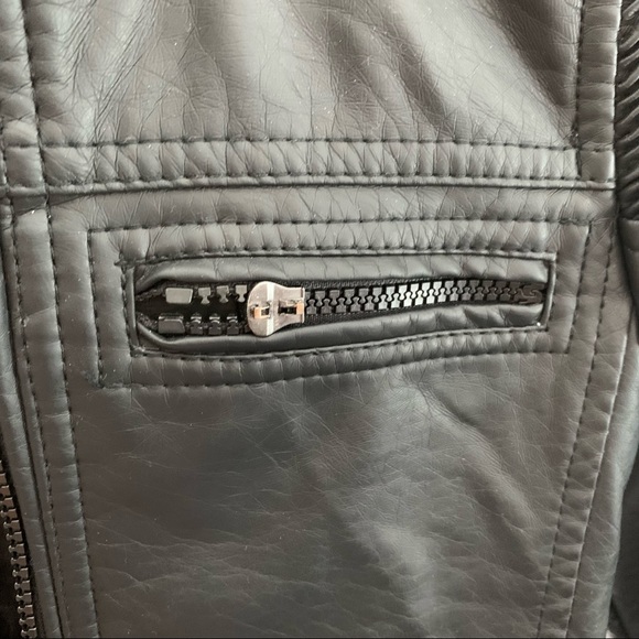 Urban Republic Boy Motorcycle Faux Leather Jacket 5/6 - Picture 4 of 9